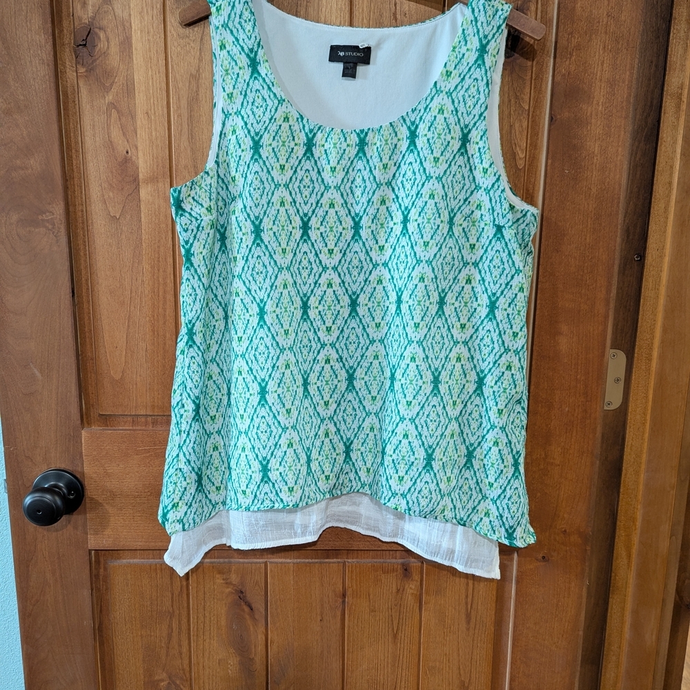 AB STUDIO Green Patterned Sleeveless Top